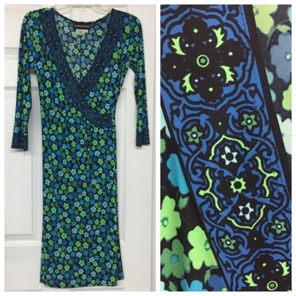Donna Morgan Faux Wrap Contrasting Floral Print Silky Feel Dress Sz 4 - Picture 1 of 5